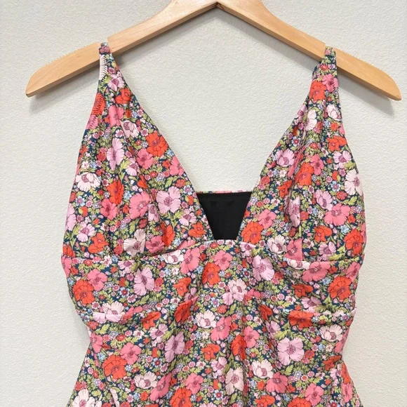 J. Crew Plunge One-piece in Liberty® Meadow Song Floral - 14 - Picture 3 of 6